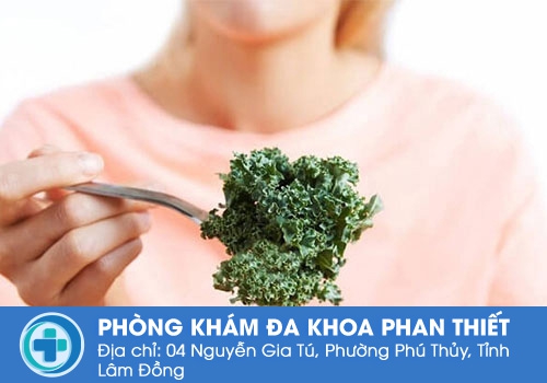 Ai không nên ăn cải xoăn, loại rau được mệnh danh siêu thực phẩm? Ai không nên ăn cải xoăn, loại rau được mệnh danh siêu thực phẩm?